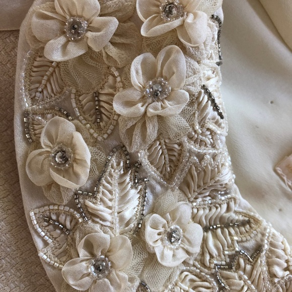 SOLD - VALENTINO Ivory Silk - ADDITONAL Pictures - Picture 6 of 8